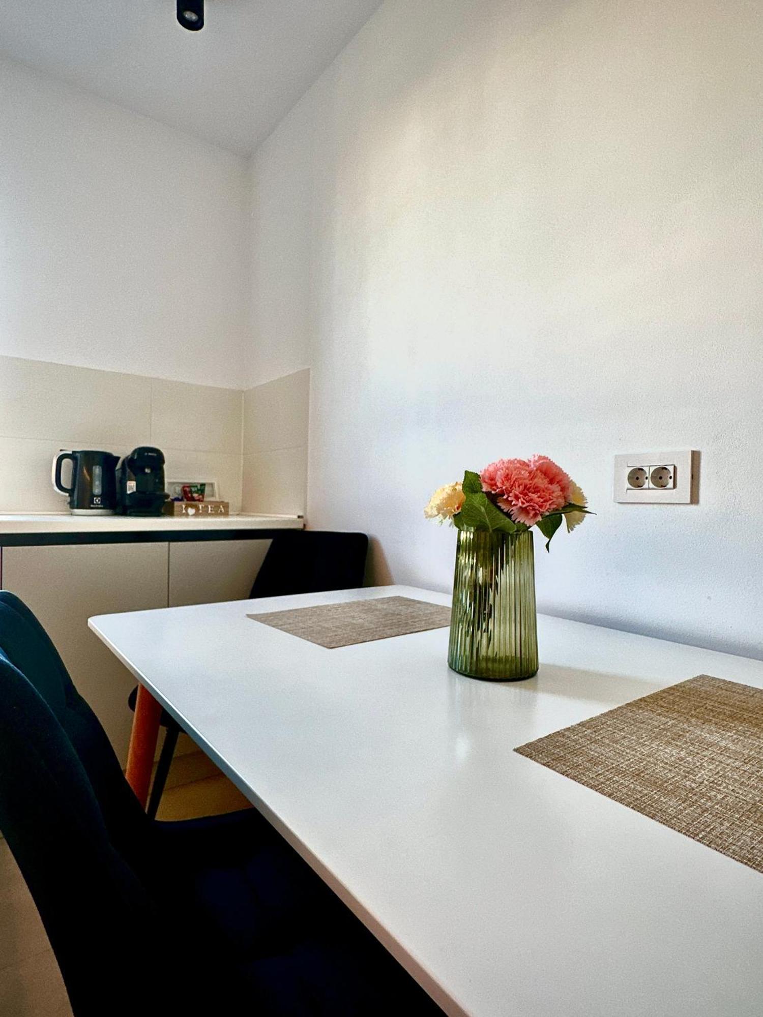 4friendscoresibrasov M&l Apartament *