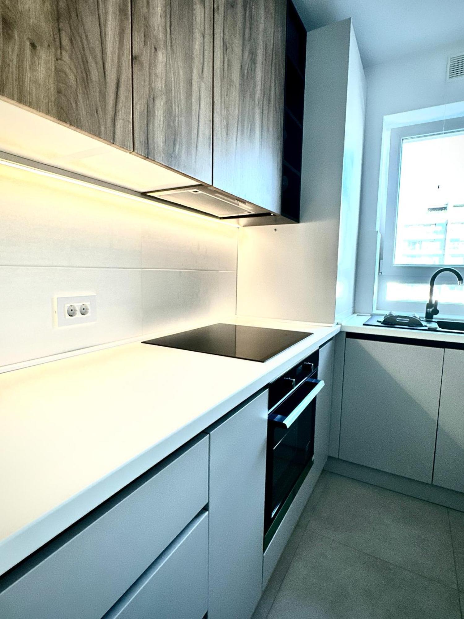 Apartment 4friendscoresibrasov M&l